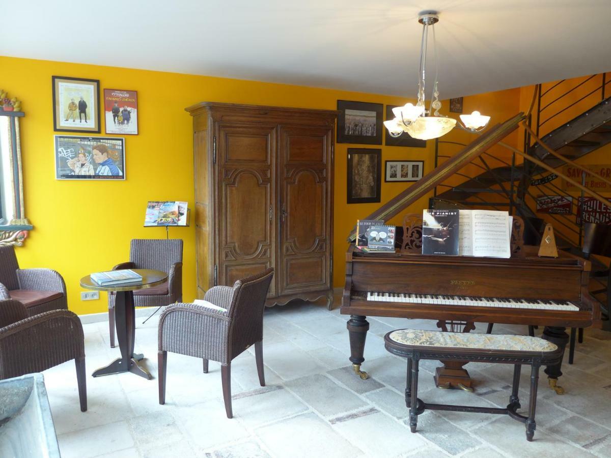 Le Piano Hotel Biesles Exterior foto